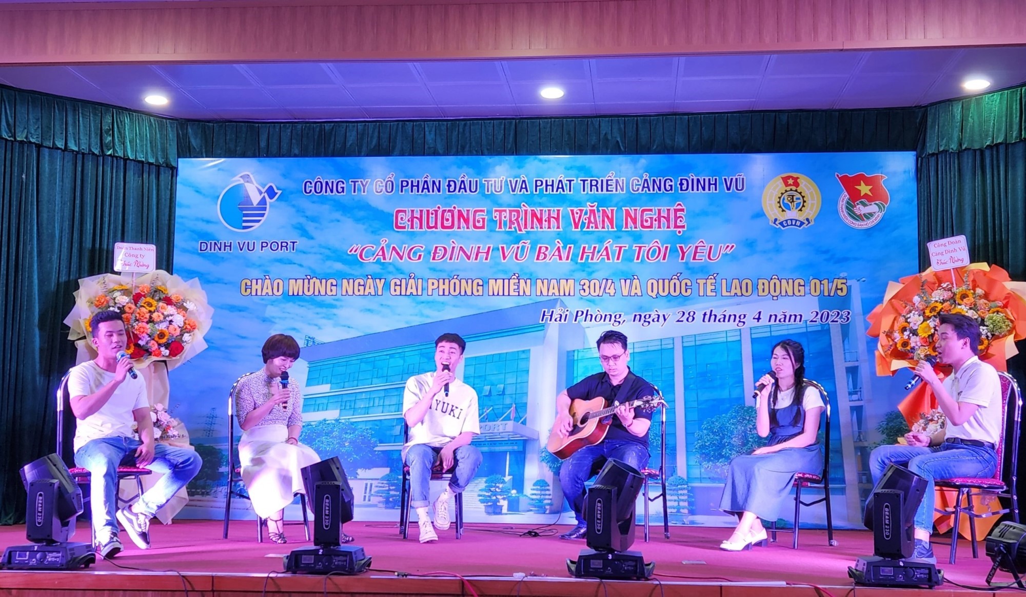 Tiết mục Vì tôi còn sống - Đội Sao đêm